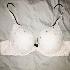 Victoria’s Secret Perfect Shape Bra